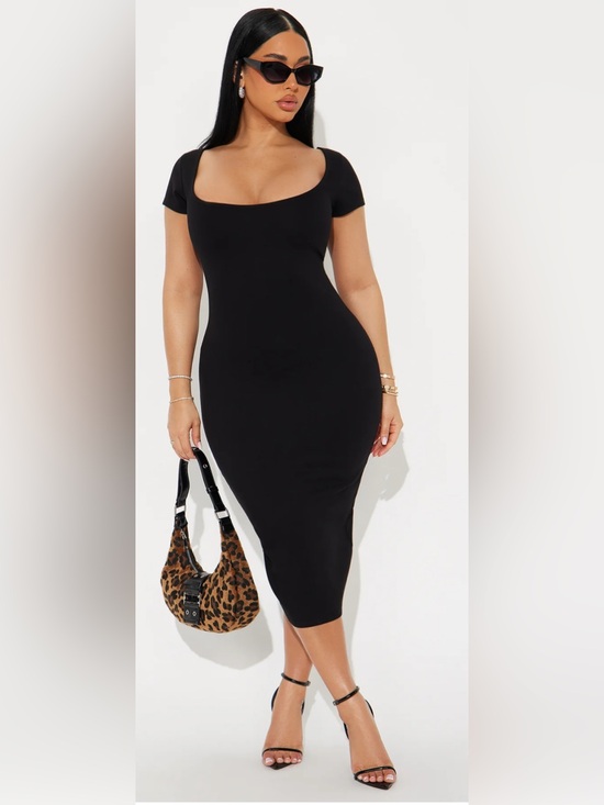 Fashion Nova Dresses & Skirts - Black Short-Sleeve Bodycon Midi Dress - Sleek Women's Dress